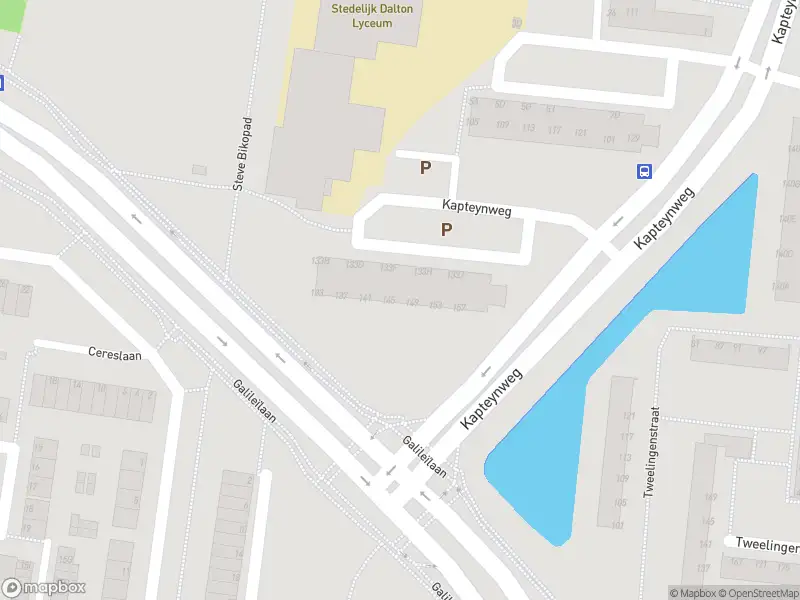 Ambulance met gepaste spoed naar de Kapteynweg in Dordrecht