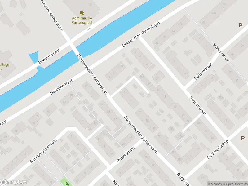 Ambulance met grote spoed naar de Burgemeester Aalberslaan in Krimpen aan den IJssel