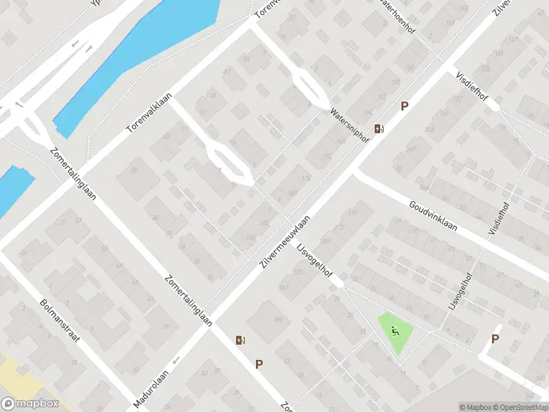 Brandweer met gepaste spoed naar de Zilverplevierhof in 's-Gravenhage vanwege een buitenbrand