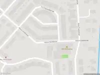 Ambulance met gepaste spoed naar de Hannie Schaftstraat in Spijkenisse