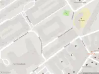 Politie met grote spoed naar de Nijverheidssingel in Breda vanwege letsel