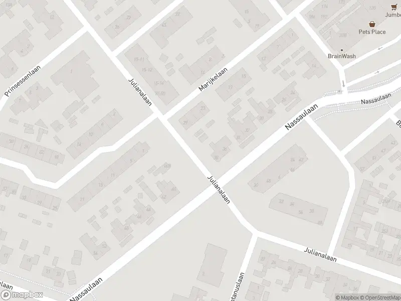 Brandweer met grote spoed naar de Willem de Zwijgerlaan in Harderwijk vanwege afhijsen patient