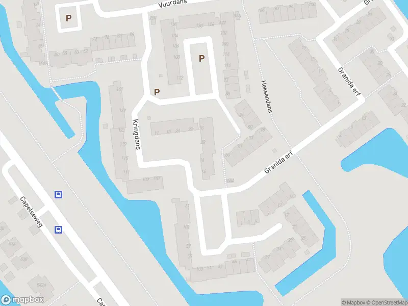 Ambulance met grote spoed naar de Kringdans in Capelle aan den IJssel