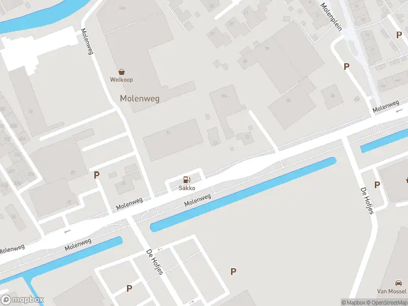 Ambulance met grote spoed naar de Molenweg in Middelharnis