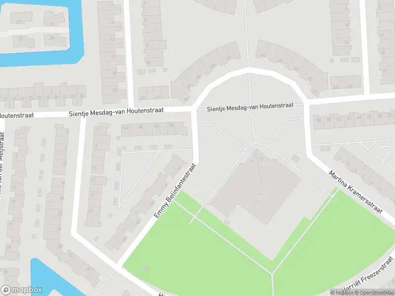 Ambulance met grote spoed naar de Harriët Freezerstraat in Spijkenisse