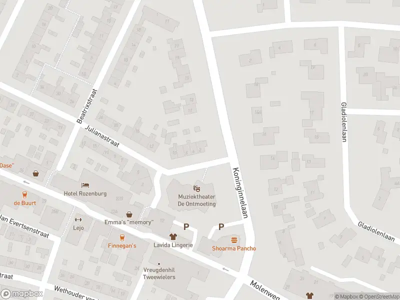 Ambulance met grote spoed naar de Julianastraat in Rozenburg