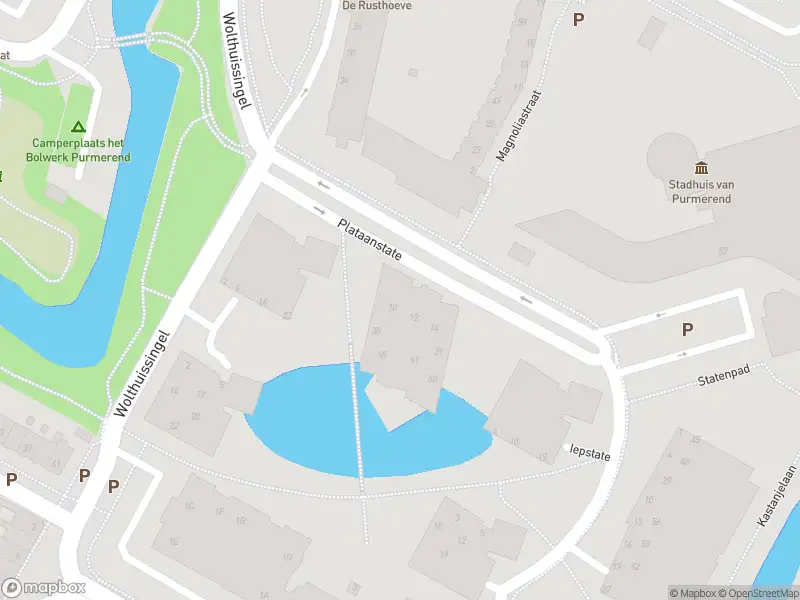 Brandweer met grote spoed naar de Plataanstate in Purmerend vanwege een liftopsluiting