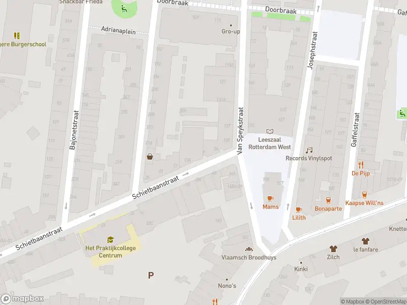 Ambulance met gepaste spoed naar de Schietbaanstraat in Rotterdam