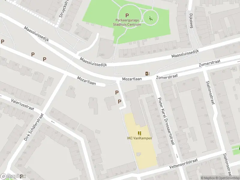 Ambulance met gepaste spoed naar de Mozartlaan in Vlaardingen