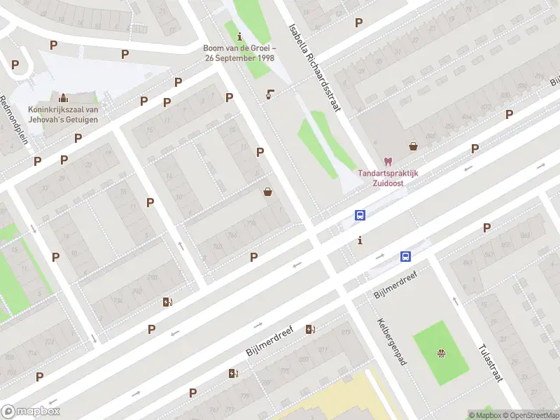 Ambulance met grote spoed naar de Rosa Luxemburgstraat in Amsterdam