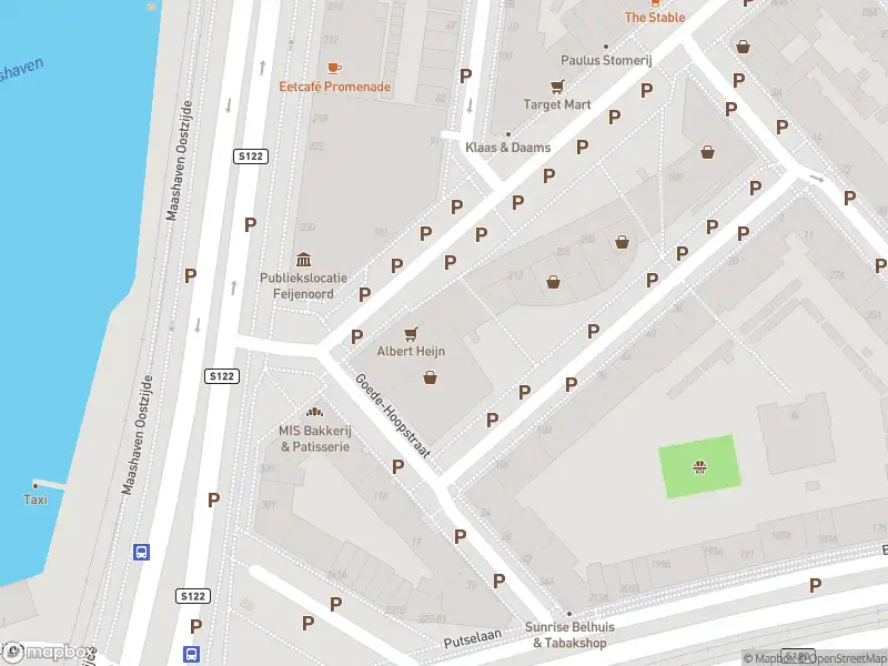 Ambulance met grote spoed naar de Kaapstraat in Rotterdam