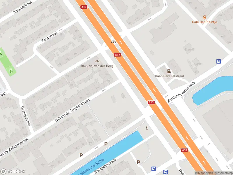 Traumahelikopter met grote spoed naar de Parallelstraat in Rotterdam