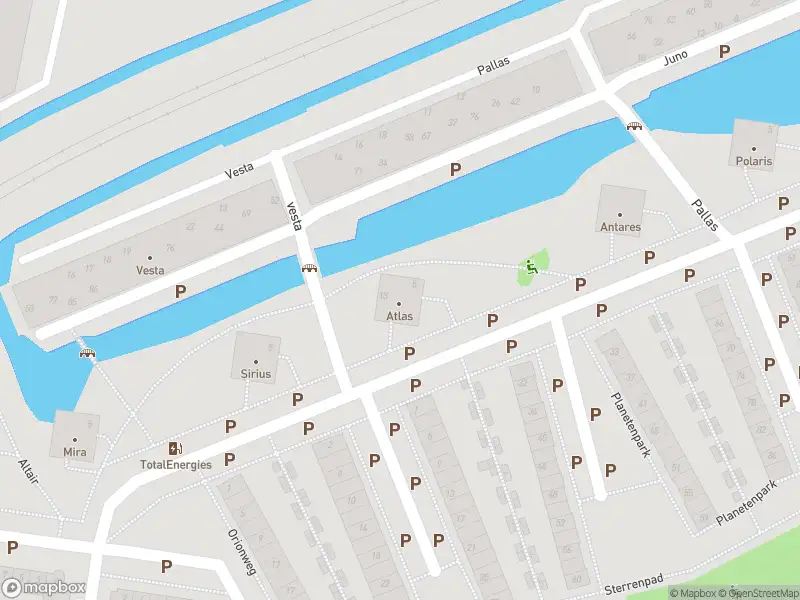 Ambulance met gepaste spoed naar de Atlas in Purmerend