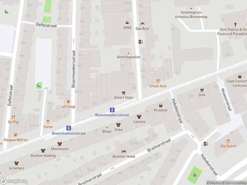 Ambulance met grote spoed naar de Nieuwe Binnenweg in Rotterdam