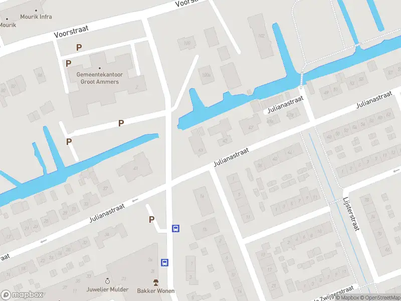 Ambulance met gepaste spoed naar de Julianastraat in Groot-Ammers