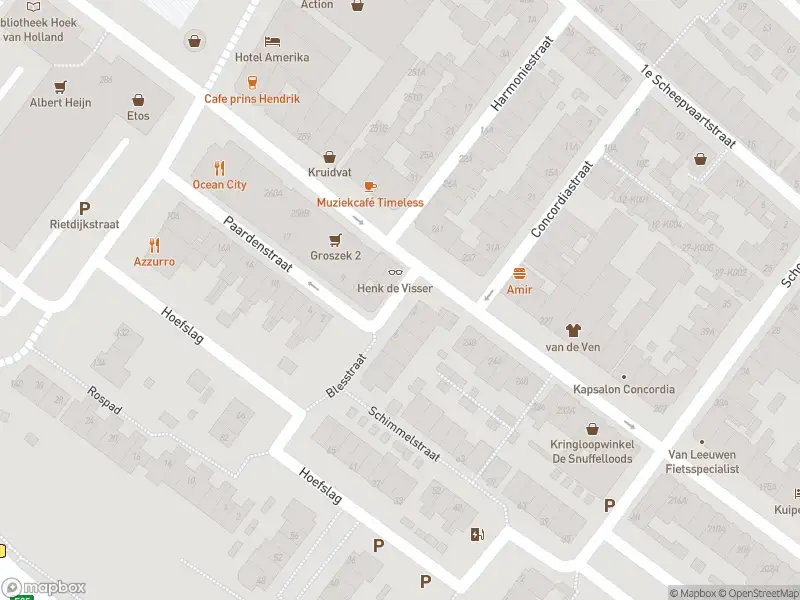 Ambulance met grote spoed naar de Blesstraat in Hoek van Holland