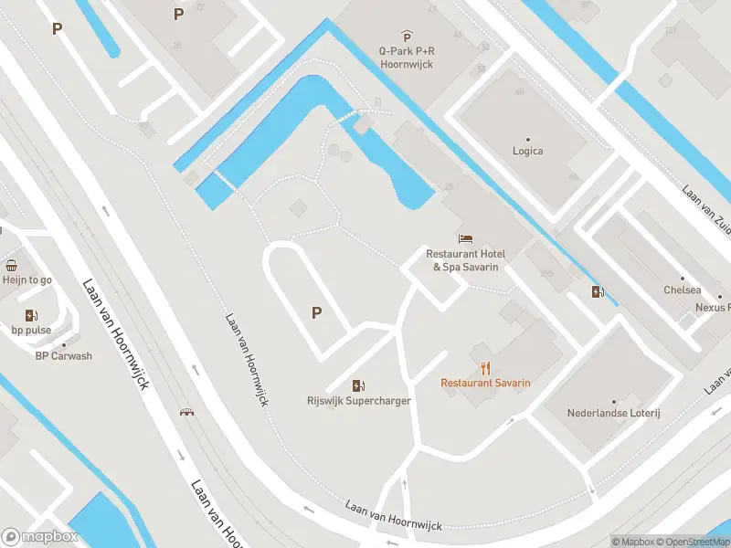 Ambulance met grote spoed naar de Laan van Hoornwijck in Rijswijk