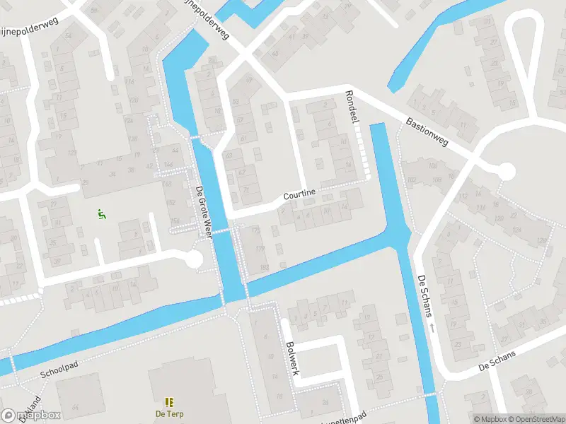 Ambulance met grote spoed naar de Courtine in Weesp