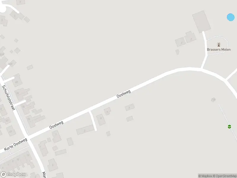 Brandweer met grote spoed naar de Oostweg in Biggekerke vanwege gebouwbrand