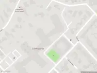 Ambulance met grote spoed naar de Patrijzenlaan in Oostvoorne