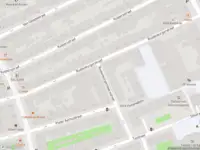 Ambulance met grote spoed naar de Rustenburgerdwarsstraat in Amsterdam