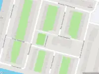 Ambulance met grote spoed naar de Baas Gansendonckstraat in Amsterdam