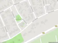 Brandweer met gepaste spoed naar de Hessel Mulertstraat in Ommen vanwege een liftopsluiting