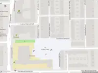 Ambulance met grote spoed naar de Jan Voermanstraat in Amsterdam