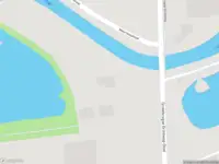 Brandweer met gepaste spoed naar de Grotebrugse Grintweg-Oost in Tiel vanwege een buitenbrand