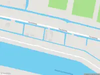 Ambulance met grote spoed naar de Parallelweg in Gorinchem