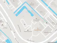 Ambulance met grote spoed naar de Laan van Hoornwijck in Rijswijk