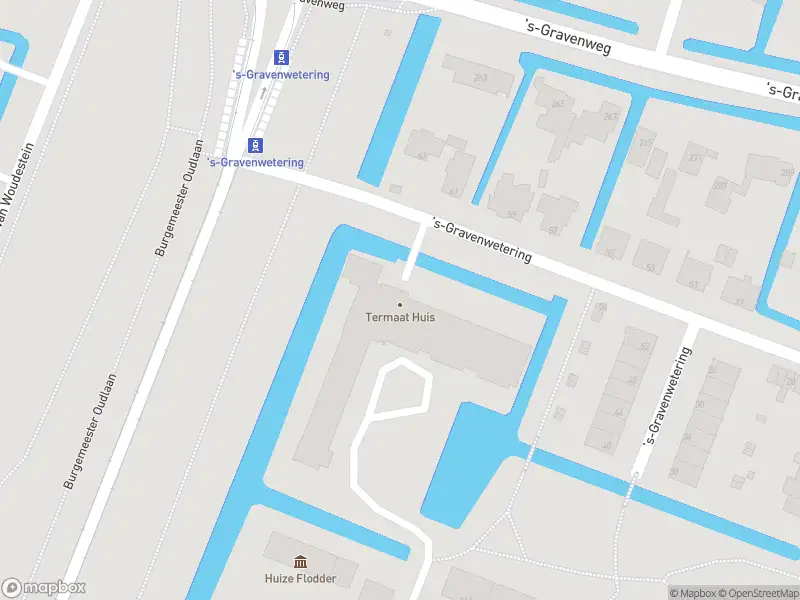 Ambulance met gepaste spoed naar de 's-Gravenwetering in Rotterdam