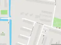 Ambulance met grote spoed naar de Geert Grootelaan in Vlaardingen