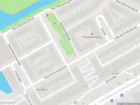 Ambulance met grote spoed naar de Raoul Wallenbergstraat in Amsterdam