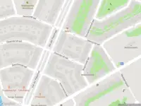 Ambulance met grote spoed naar de Buiksloterweg in Amsterdam