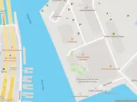 Brandweer met gepaste spoed naar de Dijksgracht in Amsterdam