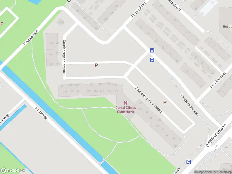 Ambulance met gepaste spoed naar de Goudenregenplantsoen in Ridderkerk