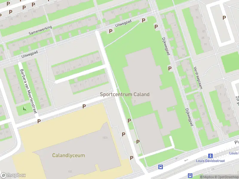 Ambulance met grote spoed naar de Eliza van Calcarstraat in Amsterdam