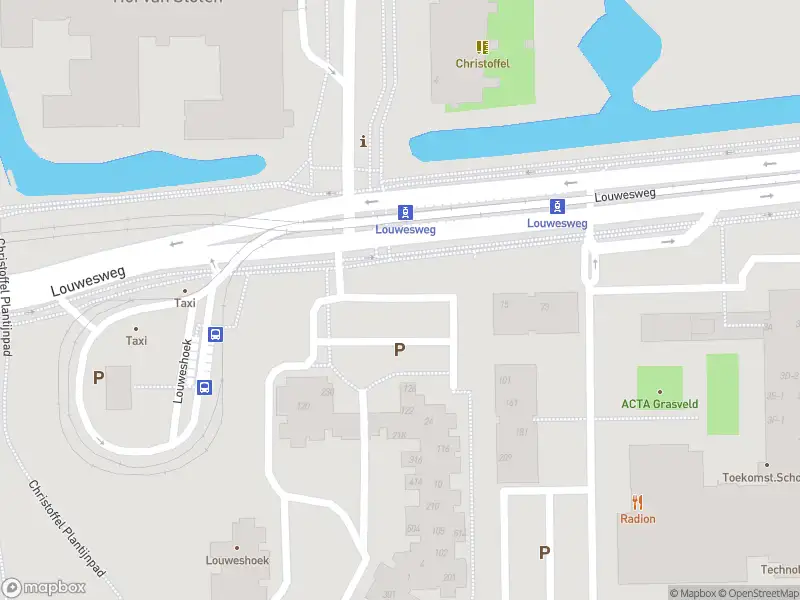 Politie met grote spoed naar de Louwesweg in Amsterdam vanwege personen te water