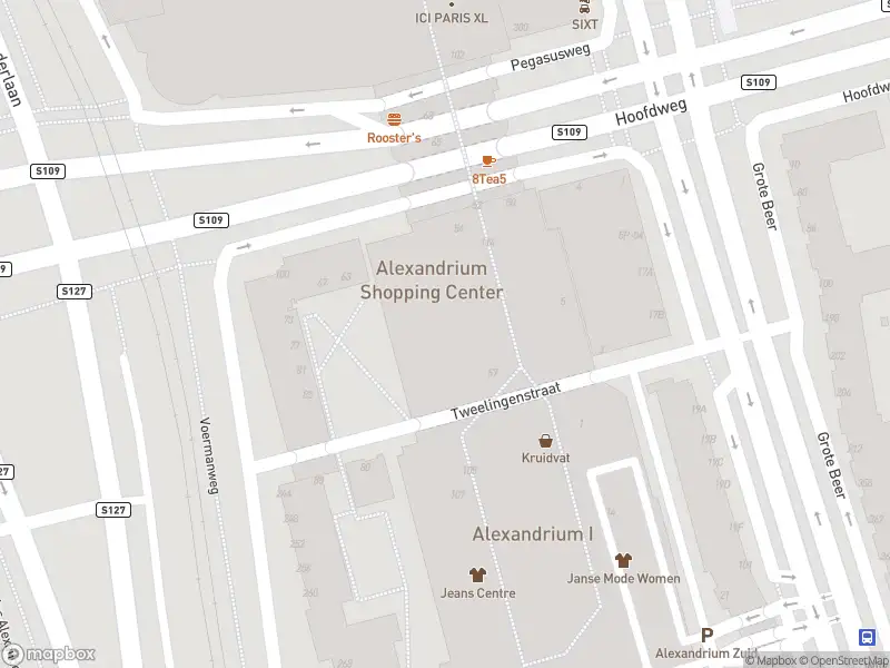 Ambulance met grote spoed naar de Poolsterstraat in Rotterdam