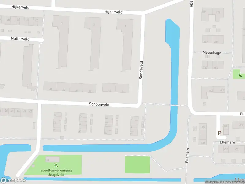 Ambulance met grote spoed naar de Schoonveld in Rotterdam