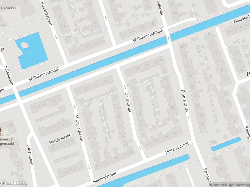 Ambulance met grote spoed naar de Irenestraat in Pijnacker