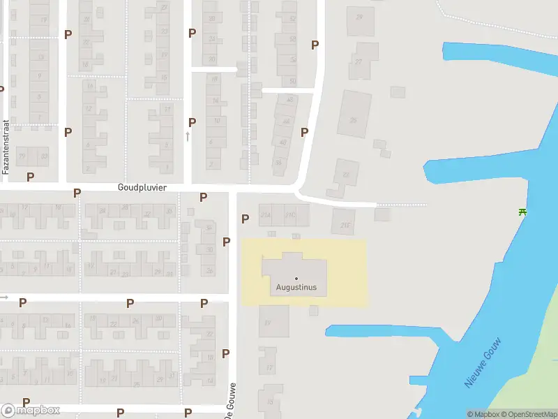 Brandweer met gepaste spoed naar de Van Beekstraat in Landsmeer vanwege wateroverlast