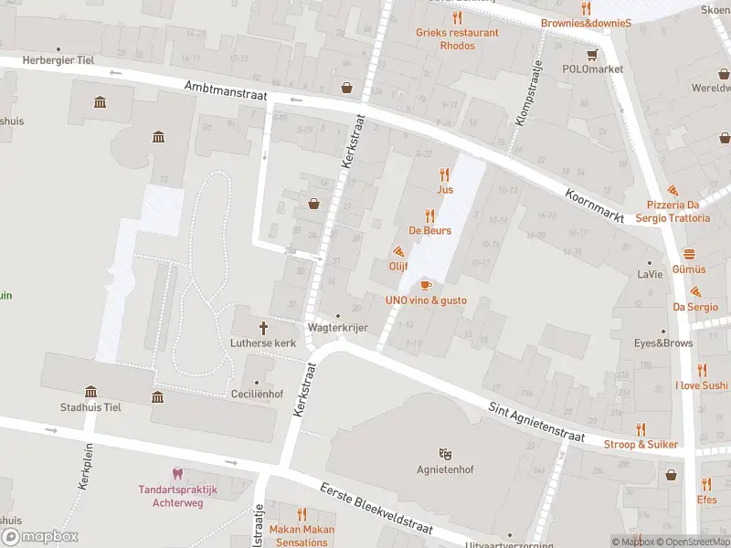 Politie naar de Kerkstraat in Tiel vanwege aanrijding met letsel