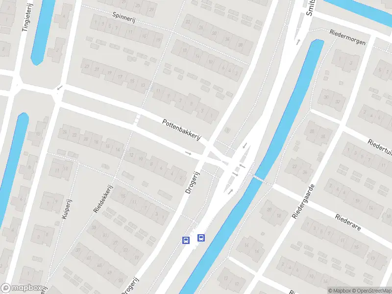 Politie naar de Pottenbakkerij in Barendrecht vanwege ongeval met letsel