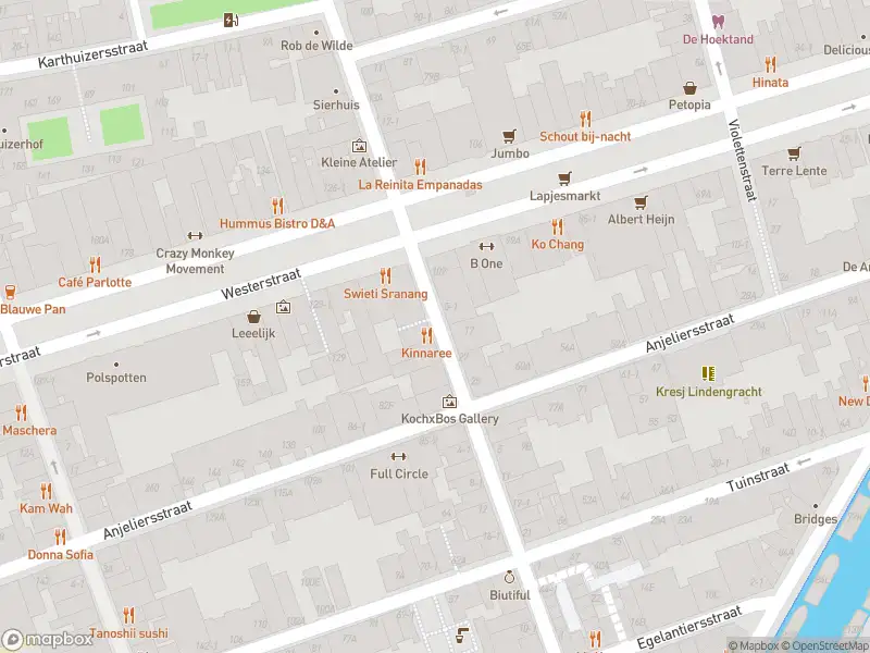 Ambulance met gepaste spoed naar de Eerste Anjeliersdwarsstraat in Amsterdam