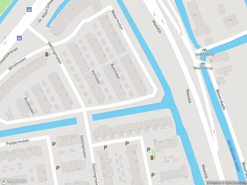 Ambulance met grote spoed naar de Runmolen in Maassluis