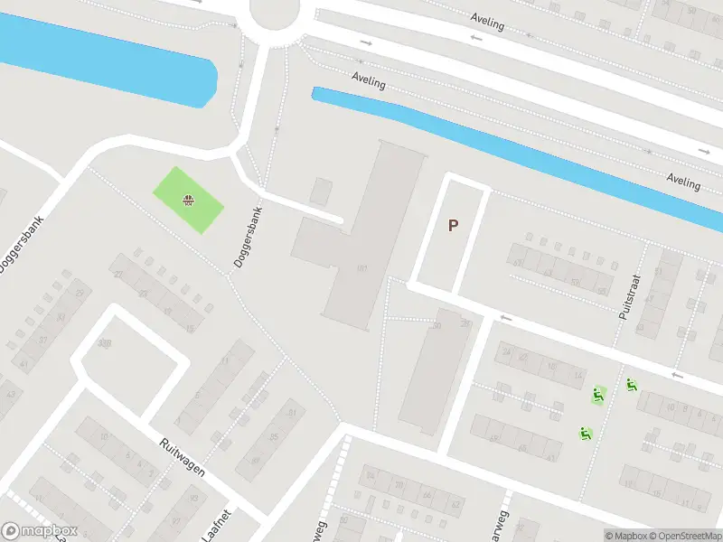 Ambulance met gepaste spoed naar de Puitstraat in Hoogvliet Rotterdam