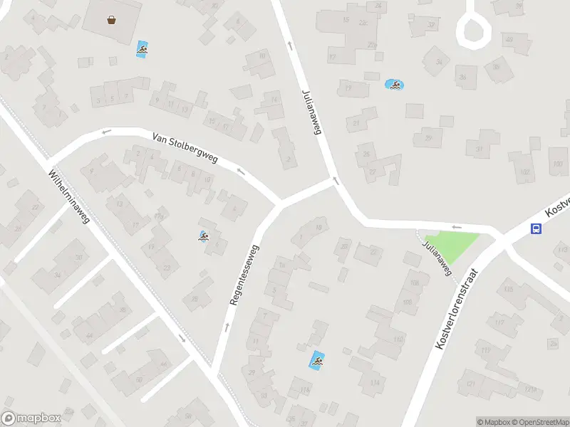 Ambulance met gepaste spoed naar de Regentesseweg in Zandvoort