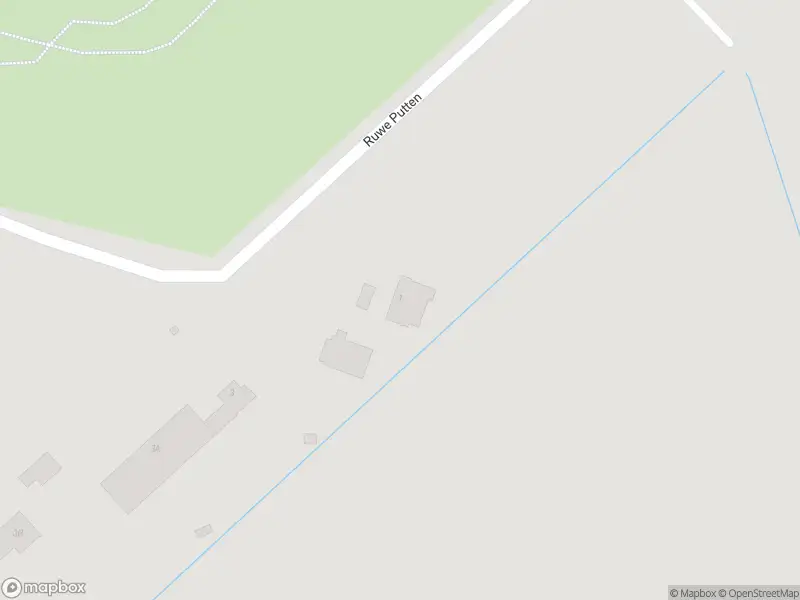 Brandweer met gepaste spoed naar de Ruwe Putten in Helmond